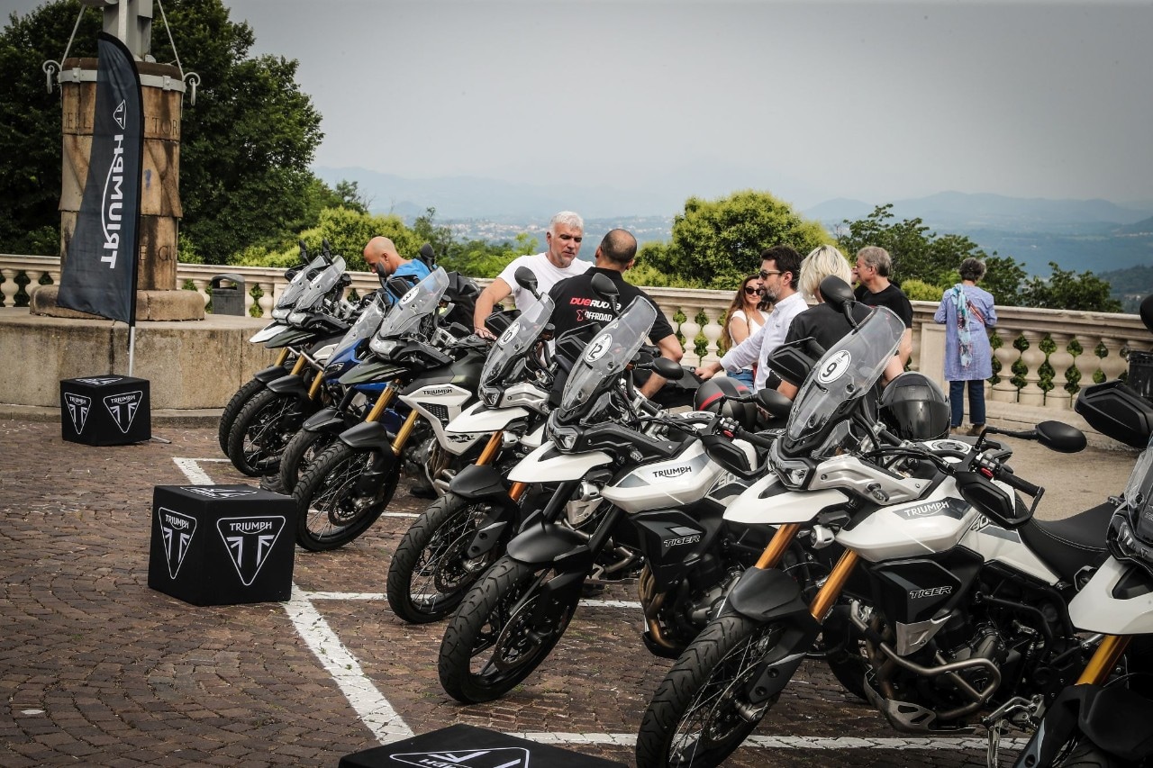 Triumph Adventure Experience: quando la moto va a braccetto con l'architettura